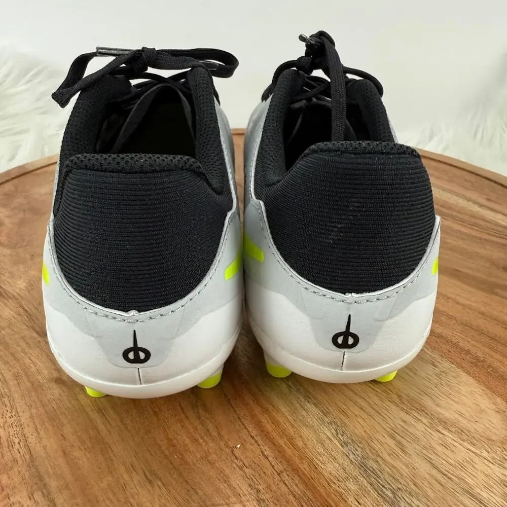 Nike Tiempo Legend 10 Club‎ Youth 5.5Y Silver Volt Black Soccer Cleats NWB